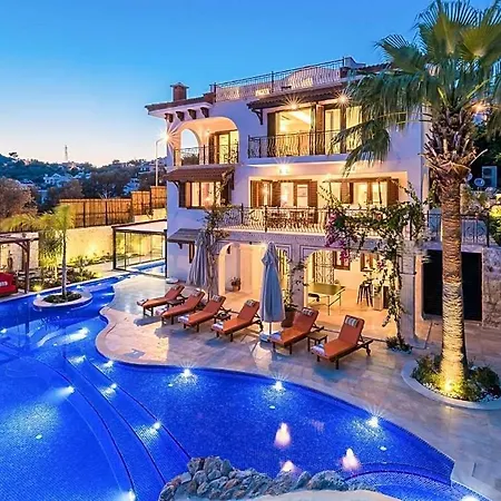 Villa Sleeps 8 Air Con Kalkan