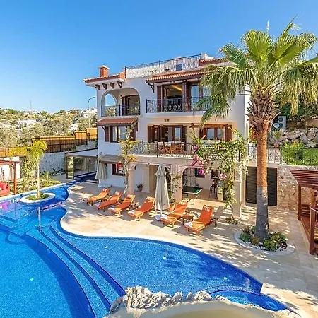 Villa Sleeps 8 Air Con Kalkan