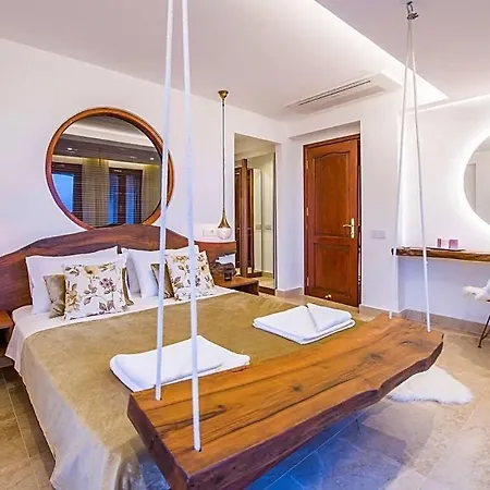 Sleeps 8 Air Con Villa *